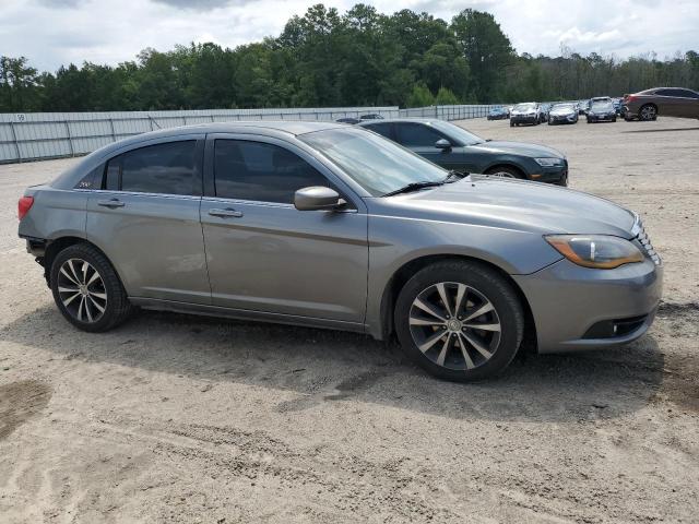 Zdjęcie 4 z aukcji – 2013 CHRYSLER 200 TOURIN z VIN 1C3CCBBB1DN699442