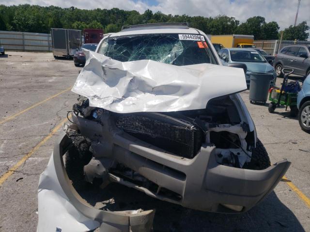 Photo 5 from auction – 2002 FORD ESCAPE XLT with VIN 1FMCU04142KD12975
