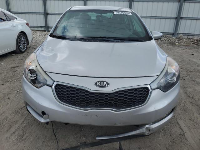 Photo 5 from auction – 2016 KIA FORTE LX with VIN KNAFK4A60G5520336