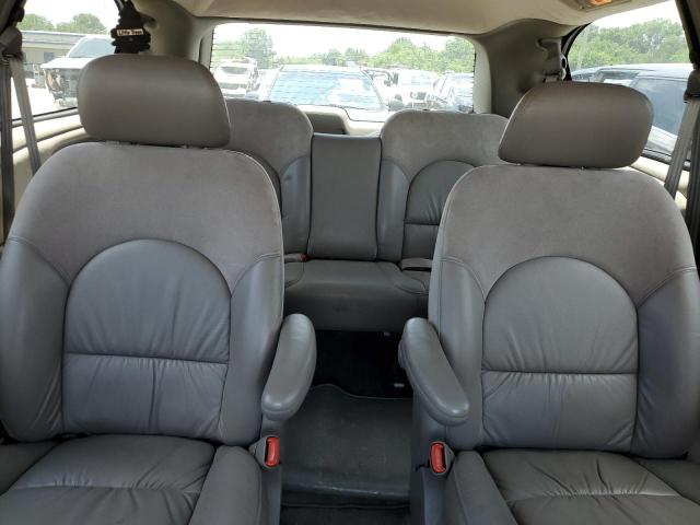 Photo 10 from auction – 2001 CHRYSLER TOWN & COU with VIN 2C8GP64L51R152699