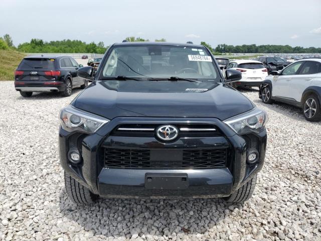 Photo 5 from auction – 2022 TOYOTA 4RUNNER SR with VIN JTEMU5JR8N6054355