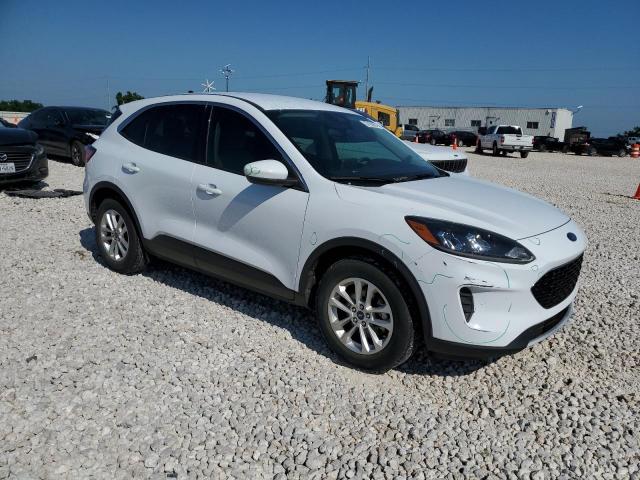 Photo 4 from auction – 2020 FORD ESCAPE SE with VIN 1FMCU0G67LUB65614