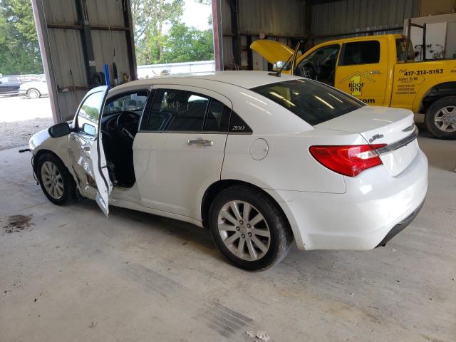 Photo 2 from auction – 2013 CHRYSLER 200 LIMITE with VIN 1C3CCBCGXDN592920