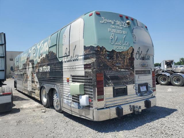 Photo 3 from auction – 1996 PREVOST BUS with VIN 2PCM33493T1025874