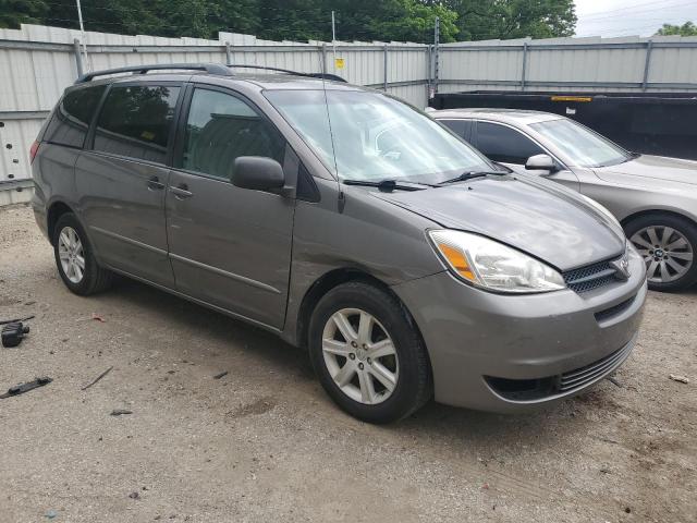 Photo 4 from auction – 2004 TOYOTA SIENNA with VIN 5TDZA23C44S089354