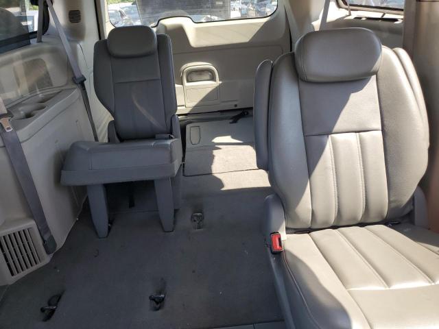 Photo 10 from auction – 2010 CHRYSLER TOWN & COU with VIN 2A4RR5D18AR113158