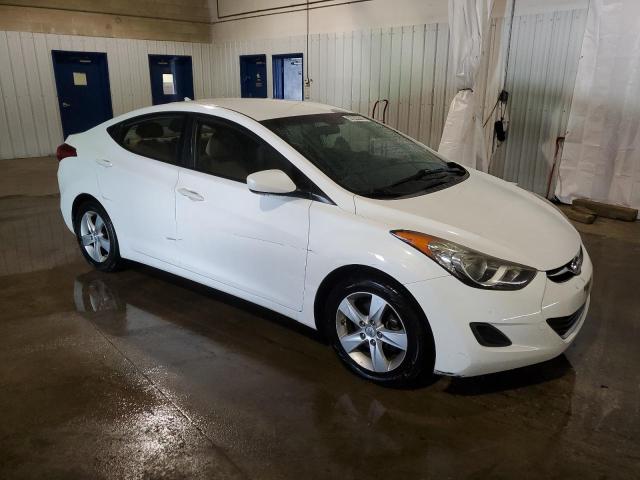Photo 4 from auction – 2013 HYUNDAI ELANTRA GL with VIN 5NPDH4AE7DH375548