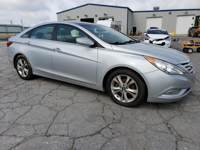 Photo 4 from auction – 2012 HYUNDAI SONATA SE with VIN 5NPEC4AC7CH367692