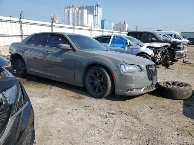 Photo 4 from auction – 2019 CHRYSLER 300 S with VIN 2C3CCABG4KH562541