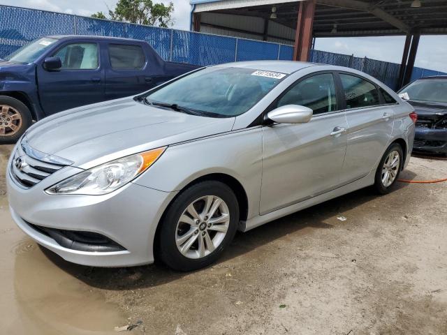 HYUNDAI SONATA GLS 2014 with VIN 5NPEB4AC9EH869982 - Photo from auction