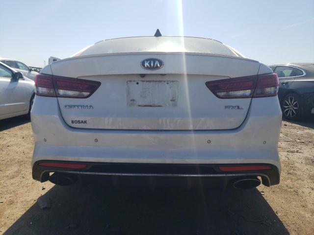 Photo 6 from auction – 2017 KIA OPTIMA SXL with VIN 5XXGV4L22HG166311