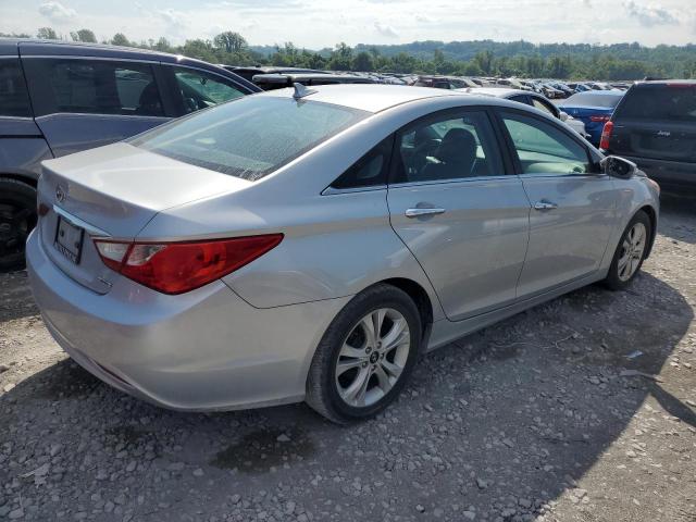 Photo 3 from auction – 2011 HYUNDAI SONATA SE with VIN 5NPEC4AC7BH023570
