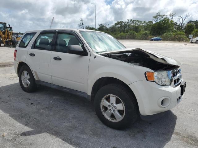 Photo 4 from auction – 2012 FORD ESCAPE XLS with VIN 1FMCU0C74CKB63927