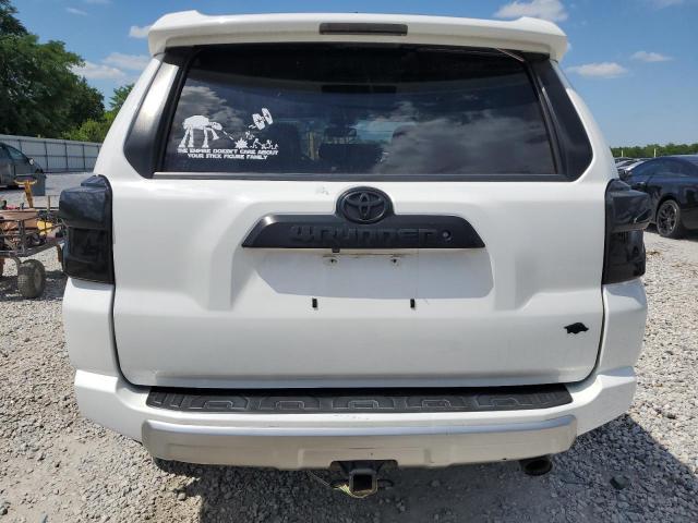 Photo 6 from auction – 2018 TOYOTA 4RUNNER SR with VIN JTEBU5JR2J5543860