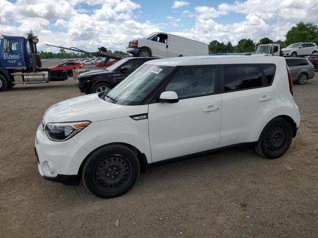 KIA SOUL + 2017 z numerem VIN KNDJP3A5XH7440516 - Zdjęcie z aukcji