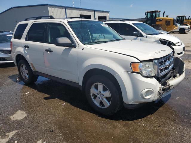 Photo 4 from auction – 2009 FORD ESCAPE XLT with VIN 1FMCU03749KB70451