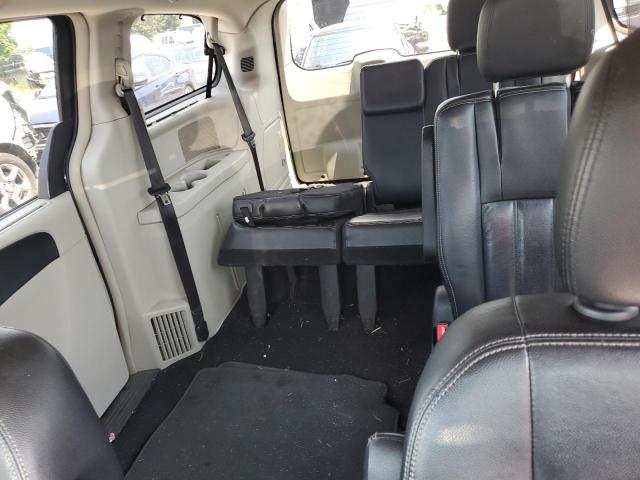 Photo 10 from auction – 2013 CHRYSLER TOWN & COU with VIN 2C4RC1CG9DR784977