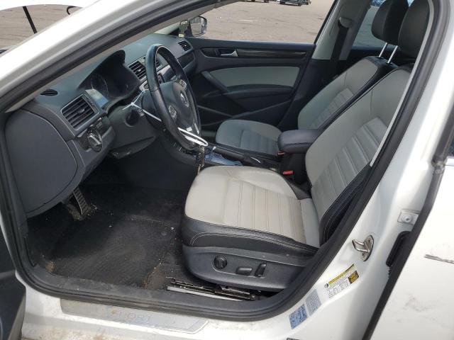 Photo 7 from auction – 2015 VOLKSWAGEN PASSAT SE with VIN 1VWBS7A37FC017466