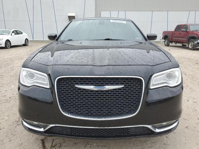 Photo 5 from auction – 2017 CHRYSLER 300 LIMITE with VIN 2C3CCAAG1HH526767