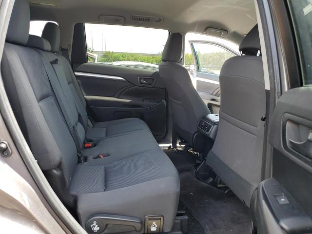 Photo 11 from auction – 2016 TOYOTA HIGHLANDER with VIN 5TDZARFH1GS019993