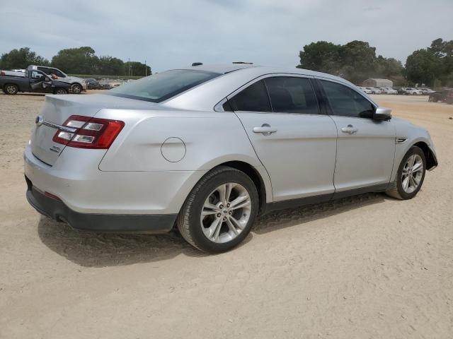 Photo 3 from auction – 2017 FORD TAURUS SEL with VIN 1FAHP2E86HG126901