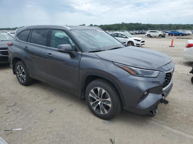 Photo 4 from auction – 2022 TOYOTA HIGHLANDER with VIN 5TDGZRBH0NS212333