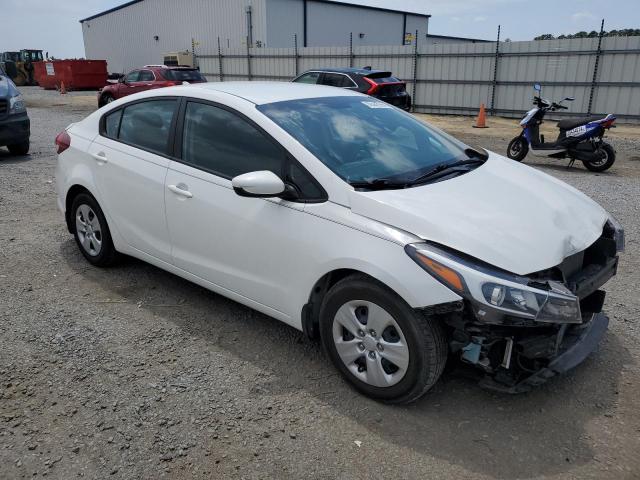 Photo 4 from auction – 2017 KIA FORTE LX with VIN 3KPFK4A7XHE083415