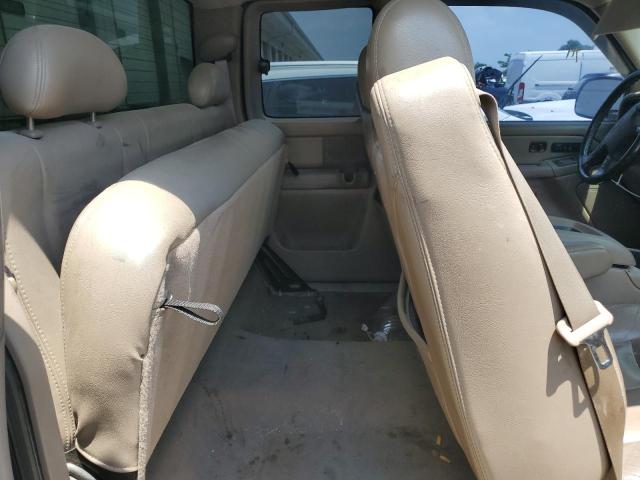 Photo 10 from auction – 2004 CHEVROLET SILVERADO with VIN 2GCEK19T241274961