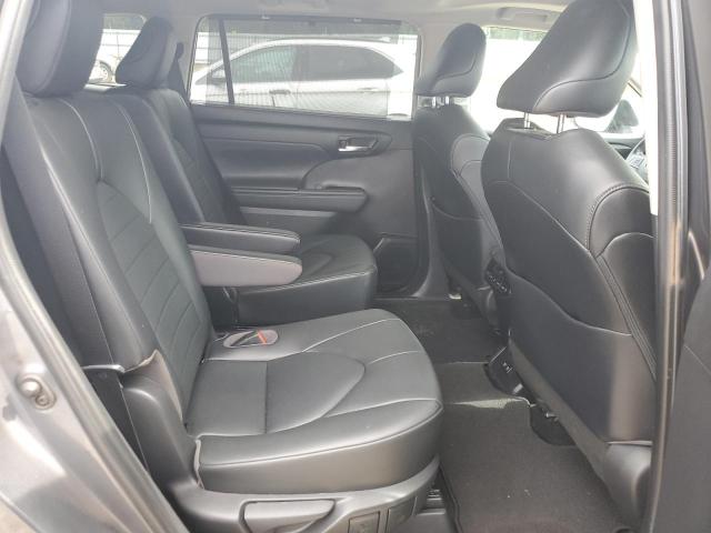 Photo 11 from auction – 2020 TOYOTA HIGHLANDER with VIN 5TDGZRAH4LS017043