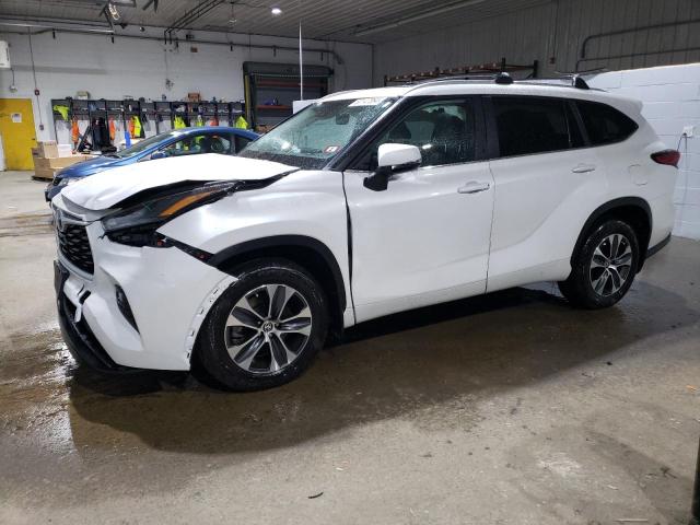 TOYOTA HIGHLANDER 2023 with VIN 5TDKDRBH8PS044789 - Photo from auction
