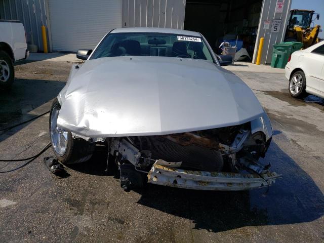 Photo 5 from auction – 2005 FORD MUSTANG with VIN 1ZVFT80N955143922