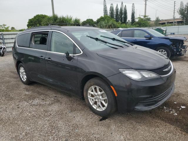 Photo 4 from auction – 2020 CHRYSLER VOYAGER LX with VIN 2C4RC1DG9LR265229