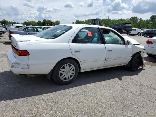 Photo 3 from auction – 2000 TOYOTA CAMRY CE with VIN 4T1BG22K5YU929664