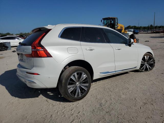 Photo 3 from auction – 2023 VOLVO XC60 PLUS with VIN YV4L12DE4P1259474