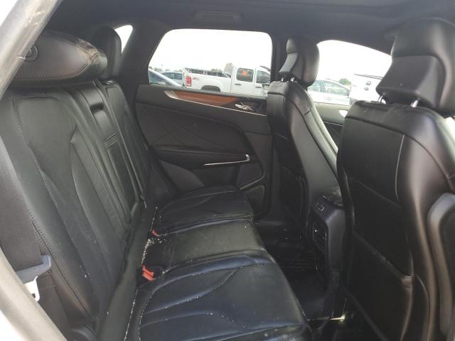 Photo 11 from auction – 2019 LINCOLN MKC RESERV with VIN 5LMCJ3C98KUL35291