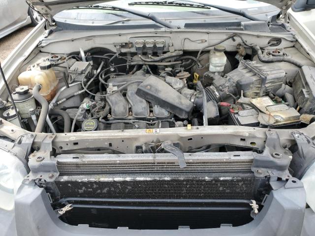 Photo 11 from auction – 2005 FORD ESCAPE XLT with VIN 1FMCU93105KB31706
