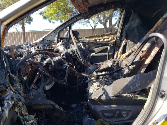 Photo 7 from auction – 2022 TOYOTA PRIUS PRIM with VIN JTDKAMFP7N3221554
