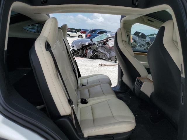Photo 11 from auction – 2018 TESLA MODEL X with VIN 5YJXCAE26JF115808