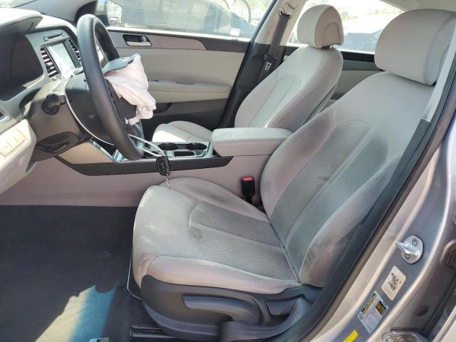 Photo 7 from auction – 2016 HYUNDAI SONATA SE with VIN 5NPE24AF4GH365062