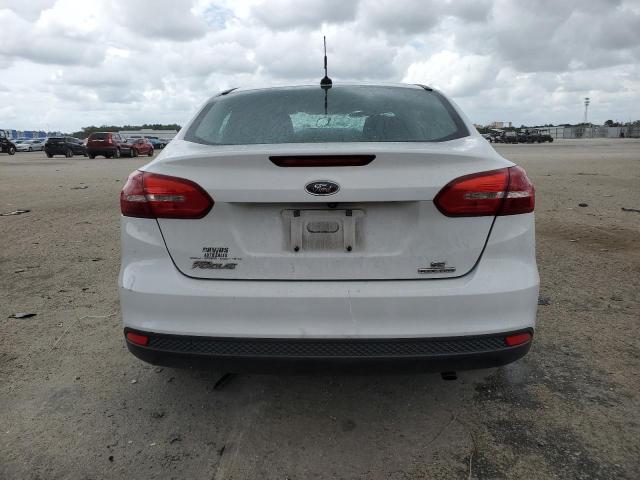 Photo 6 from auction – 2015 FORD FOCUS SE with VIN 1FADP3F22FL335121