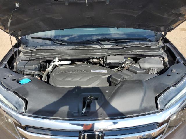 Photo 12 from auction – 2018 HONDA PILOT TOUR with VIN 5FNYF6H96JB069558