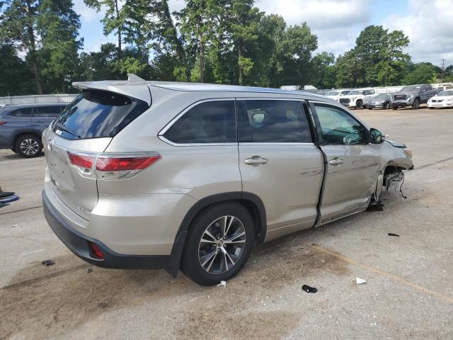 Photo 3 from auction – 2016 TOYOTA HIGHLANDER with VIN 5TDJKRFH6GS255145
