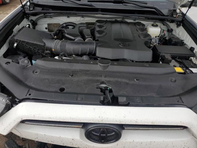 Photo 12 from auction – 2022 TOYOTA 4RUNNER SR with VIN JTEMU5JR4N6080936
