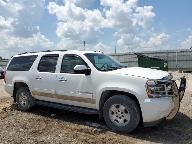 Photo 4 from auction – 2011 CHEVROLET SUBURBAN K with VIN 1GNSKJE35BR394032