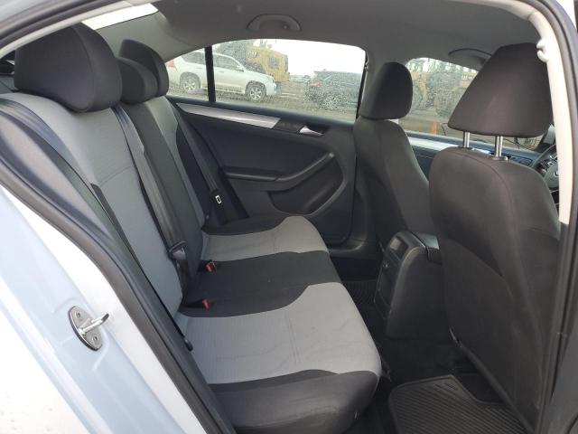 Photo 10 from auction – 2017 VOLKSWAGEN JETTA S with VIN 3VW2B7AJ4HM393817