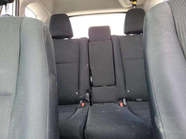 Photo 10 from auction – 2017 TOYOTA RAV4 LE with VIN 2T3BFREVXHW588285