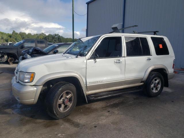 ISUZU TROOPER S 2000 with VIN JACDS58X9Y7J13456 - Photo from auction