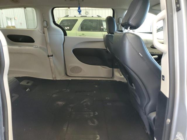 Photo 11 from auction – 2017 CHRYSLER PACIFICA T with VIN 2C4RC1BG6HR530182