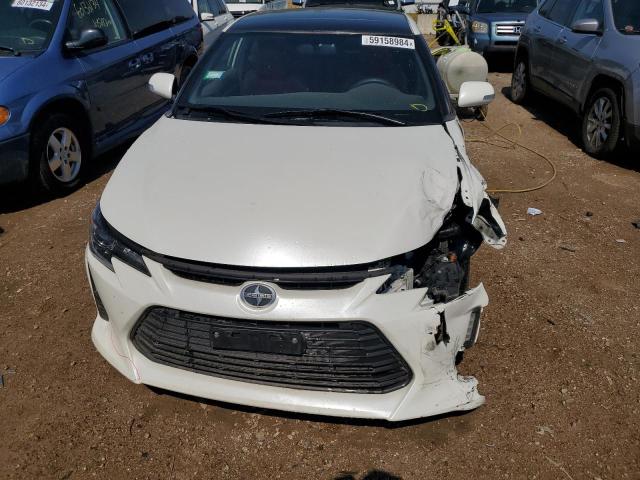 Photo 5 from auction – 2016 TOYOTA SCION TC with VIN JTKJF5C70GJ016589