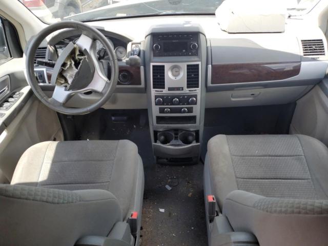 Photo 8 from auction – 2010 CHRYSLER TOWN & COU with VIN 2A4RR5D15AR460351